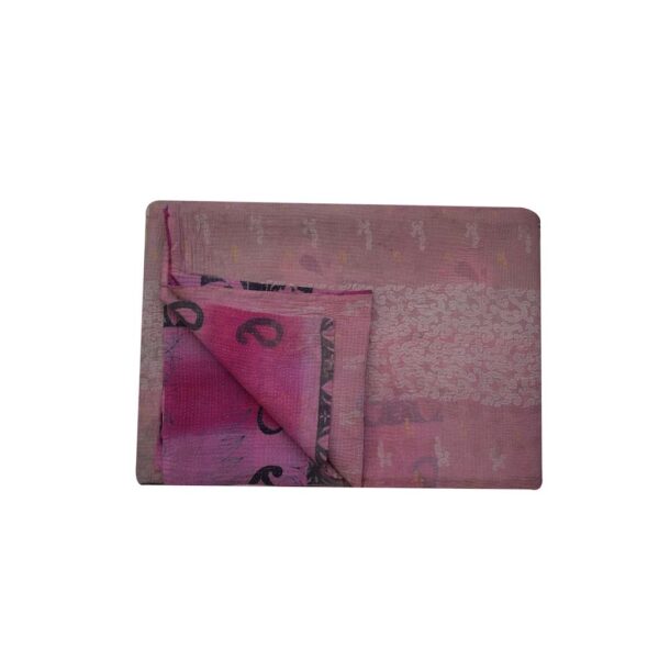 BeeBee Sariteppe - Bilde 2