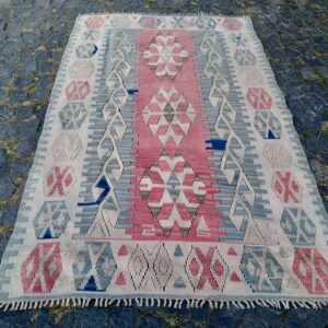 Old Bobby Kelimteppe