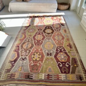 Fabel Pastel - Kelimteppe